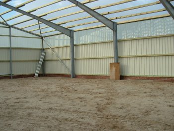 Fertige Seitenwand der Halle